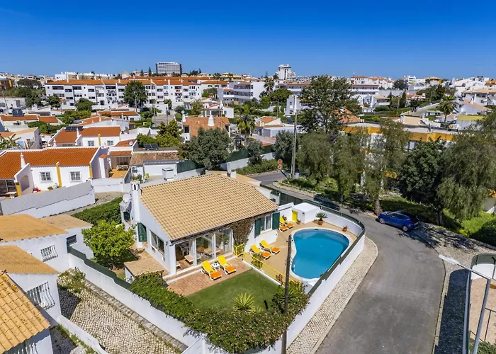 Villa Pinheiro Oura By Villa Plus